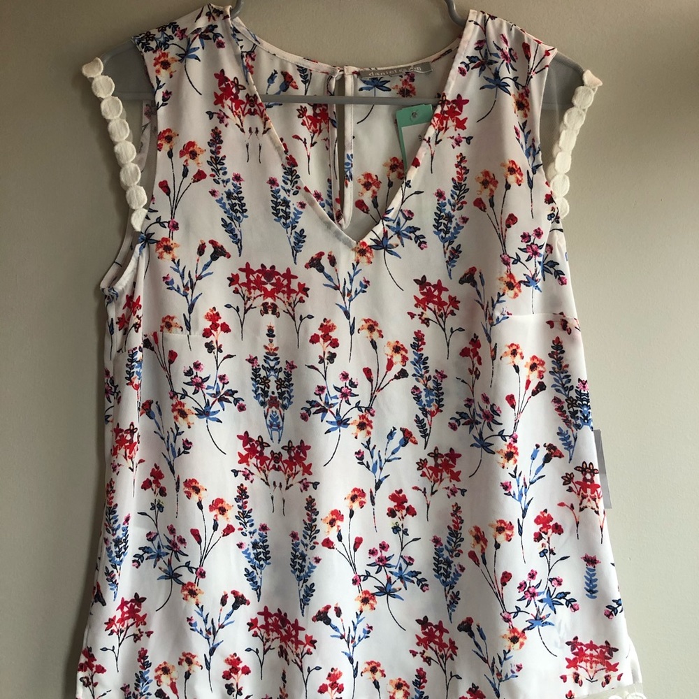 💙 Daniel Rainn Sofie Blouse / White, Red, Blue / PM / NWT 💙